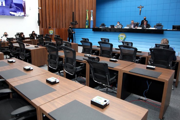 Decreto Legislativo autoriza Executivo a conceder isenção de IPVA e ICMS