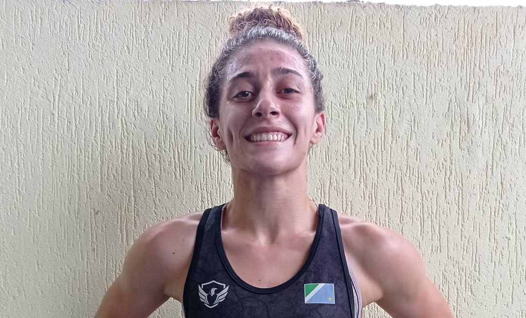 Assíria Silva participa de campo de treinamento feminino da Confederação Brasileira de Wrestling