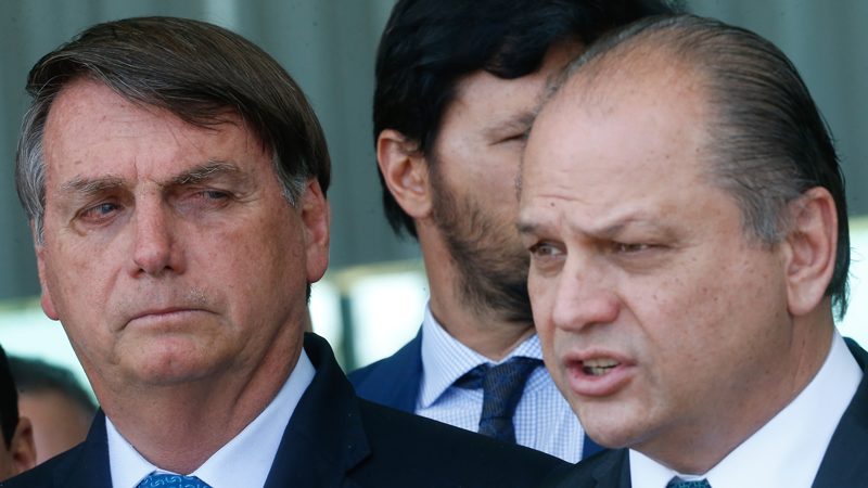 Bolsonaro rebate suspeitas e pede depoimento de Ricardo Barros à CPI