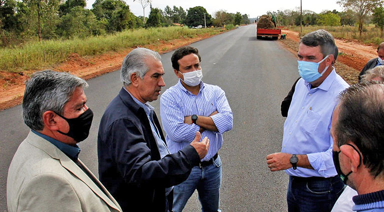 Riedel: ‘Obras de pavimentação e recapeamento em Bela Vista valorizam o município’