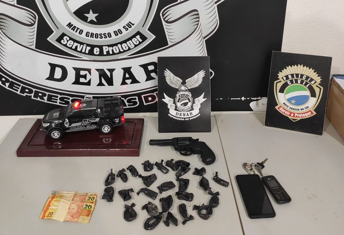 Polícia Civil fecha disque-drogas, prende traficante e apreende arma de fogo no Monte Castelo