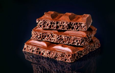 Dia Mundial do Chocolate: Nutricionista aponta benefícios do alimento para a Saúde
