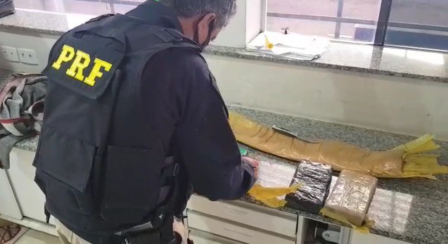 PRF apreende 7,2 Kg de cocaína em Miranda
