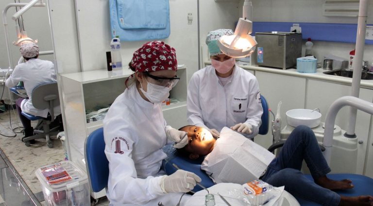 Campo Grande amplia acesso a atendimento odontológico com implantação de novas equipes de saúde bucal