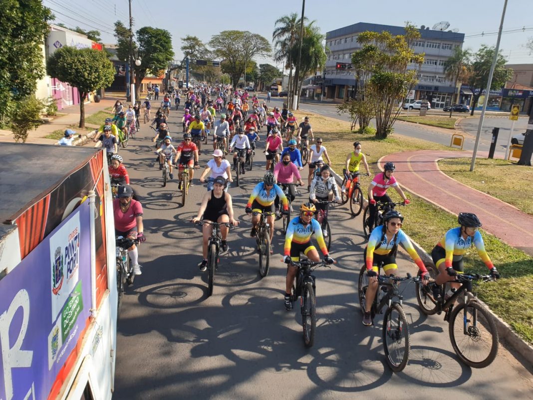 Pedalada Lilás atraiu centenas de bikers em Ponta Porã