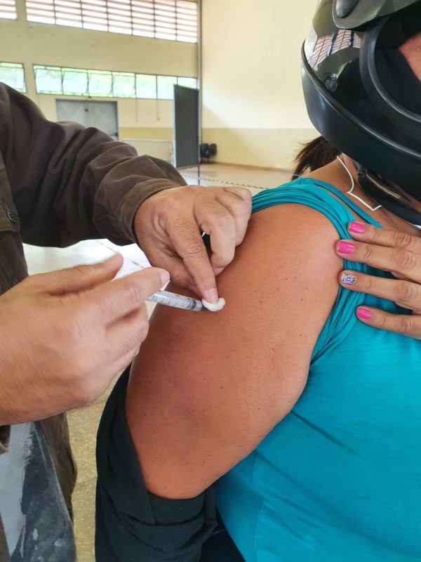 Prefeitura dá continuidade a vacinação de Dose 2 em Dourados