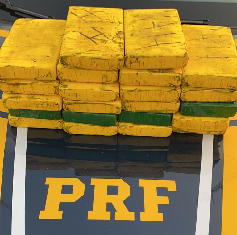 PRF apreende 23 Kg de cloridrato de cocaína em Nova Alvorada do Sul
