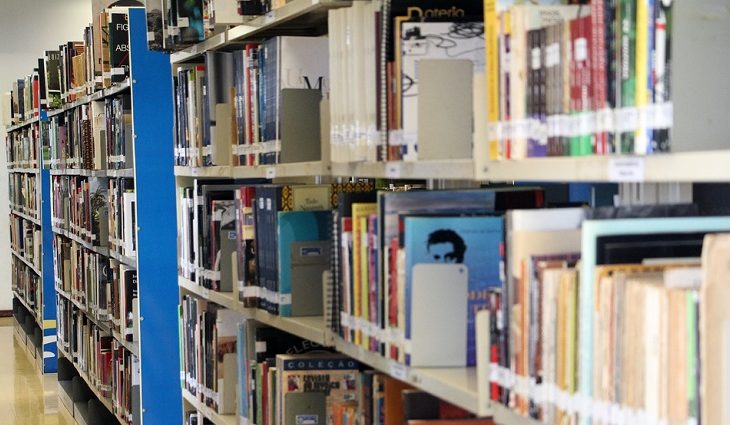 Biblioteca Estadual Isaias Paim realiza curso gratuito de Dicas de Redação para o Enem