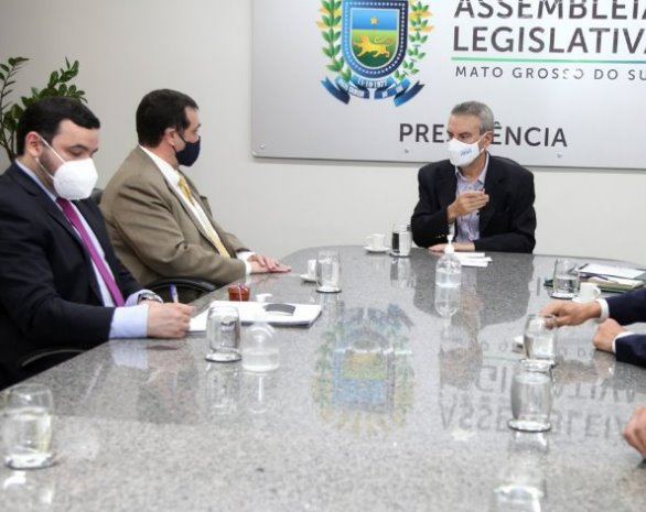 Visita do embaixador do Paraguai estreita laços da ALEMS com o país irmão