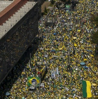 Milhões de pessoas vão as ruas em todo o Brasil em apoio ao presidente Jair Bolsonaro
