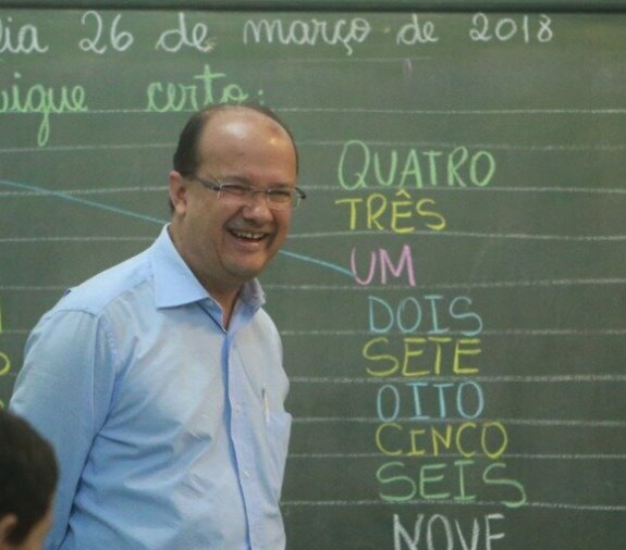 Emendas de Barbosinha garantem que escolas comecem mês de outubro com R$ 160 mil na conta