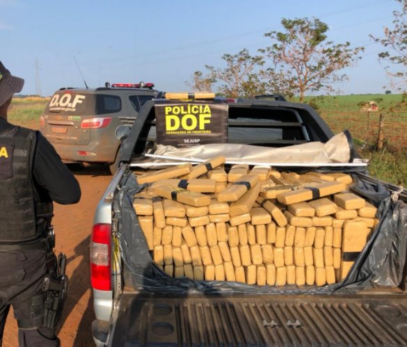 Em Caarapó: Camionete carregada com mais de uma tonelada de maconha foi apreendida pelo DOF