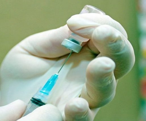 Vacinação infantil irregular terá consequências, diz ministro
