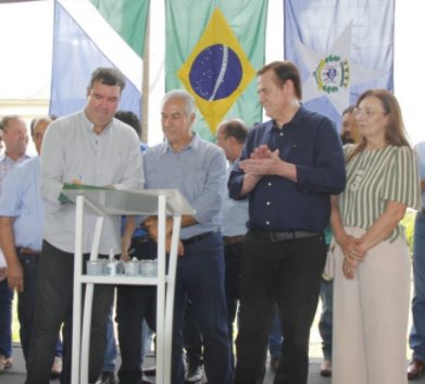 Governador Reinaldo Azambuja investe mais de R$ 73 milhões em obras de infraestrutura em Laguna Carapã