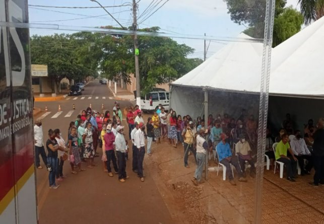 Mais de 590 pessoas procuram a Carreta da Justiça em Aral Moreira