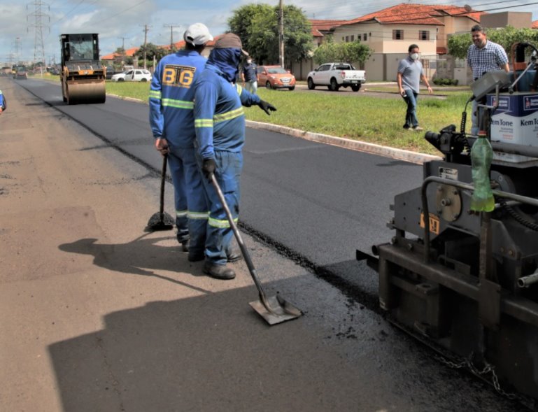 Capital: região do Tiradentes ganha acessos com asfalto novo