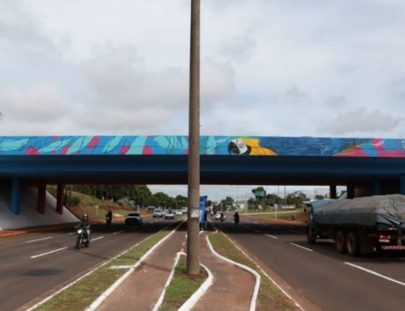 Viaduto da UFMS é entregue revitalizado em Campo Grande