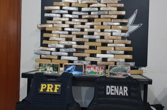PRF e DENAR da PC apreendem 88,4 Kg de cocaína em Campo Grande