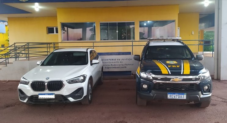 PRF recupera em Miranda veículo de luxo que seria levado para a fronteira com a Bolívia