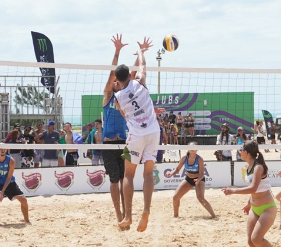 Jogos Universitários Brasileiros de Praia 2022 acontece em Canoa Quebrada/CE