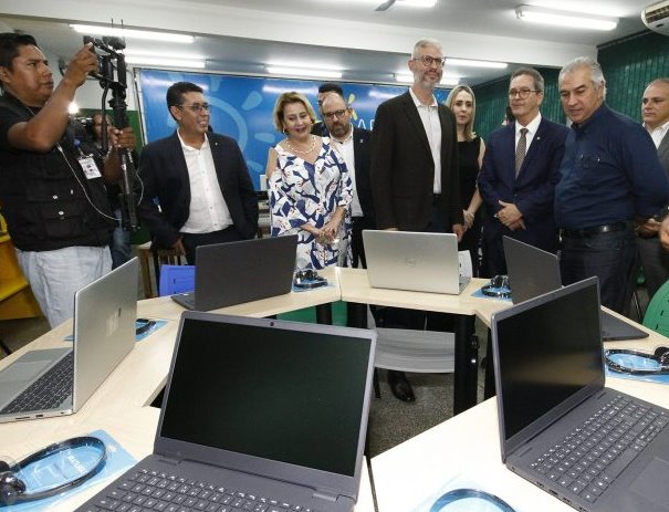 MEC inaugura 1º laboratório de criatividade do Brasil; “mais aprendizado para os professores”, diz governador