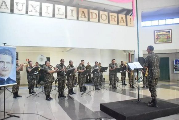 Banda de música do CMO realizou apresentação na UCDB