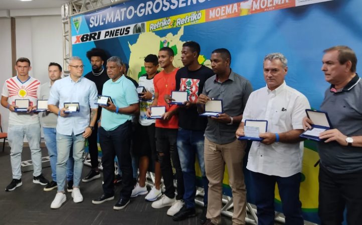 Apoio da Fundesporte: FFMS homenageia envolvidos no Campeonato Estadual de Futebol de MS