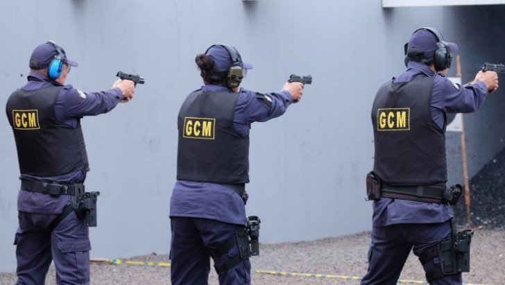 Guardas Civis de Campo Grande são capacitados para utilização de armamento letal e menos letal