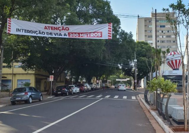 Reviva: 13 de Maio entre as ruas Antônio Maria Coelho e Maracaju fechadas para obras