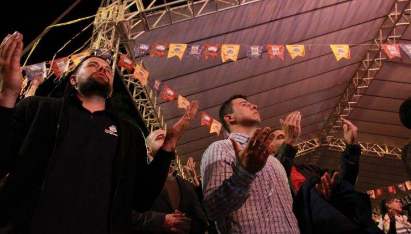 No dia do padroeiro, missa campal reúne 2 mil fiéis na Praça do Rádio Clube