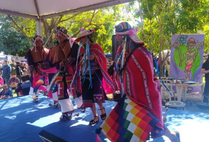 Cultura, gastronomia e diversão: Neste domingo tem Feira da Bolívia