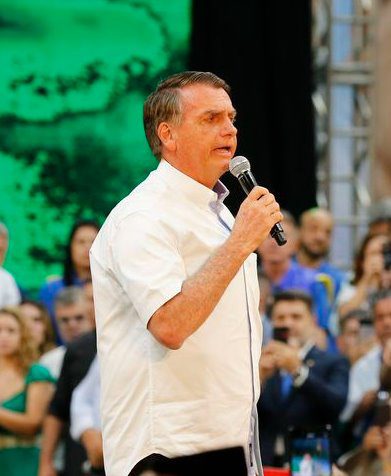 Presidente Bolsonaro é oficializado como candidato à reeleição, general Braga Netto é o vice
