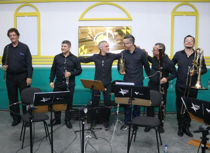 Aula aberta reúne OCAMP, Associação de Bandolins da Madeira, OSB e Orquestra Corumbaense de Viola Caipira, no Moinho Cultural