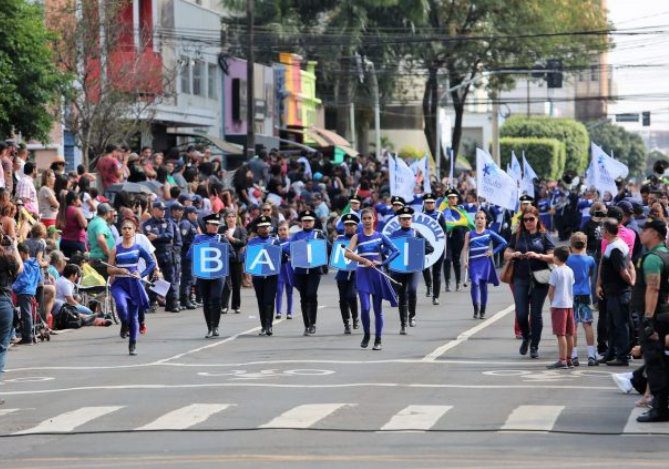 Prefeitura retoma Corrida do Facho e desfile cívico em comemoração aos 123 anos de Campo Grande