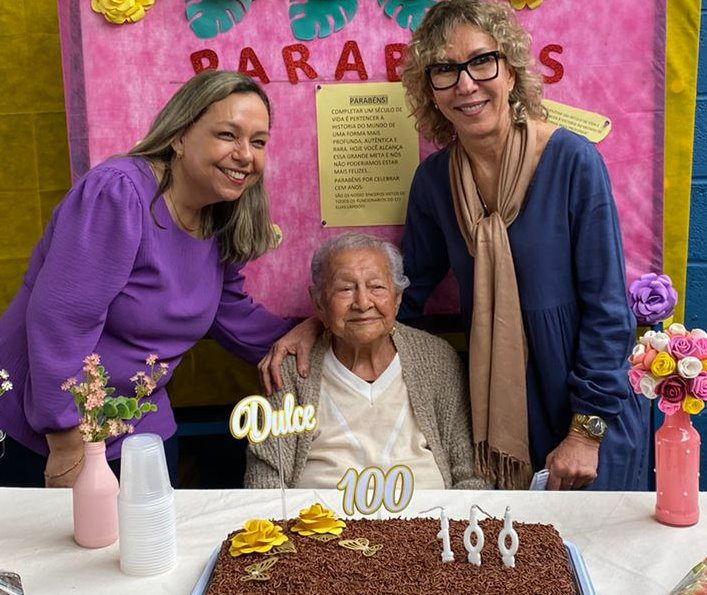 Fé e vida saudável são segredos de dona Dulce que festejou 100 anos no CCI Elias Lahdo