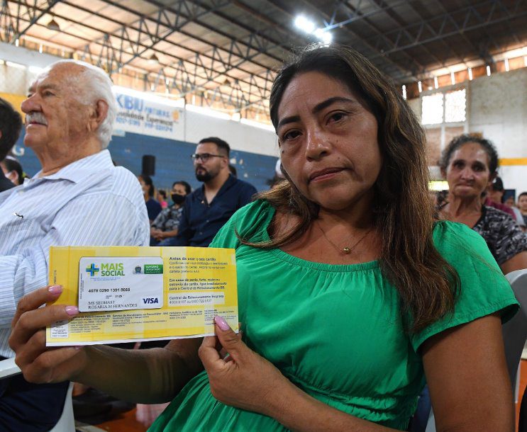 Governo consegue liberação de mais cartões e total de família atendidas neste sábado pelo Mais Social em Corumbá e Ladário chega a 405