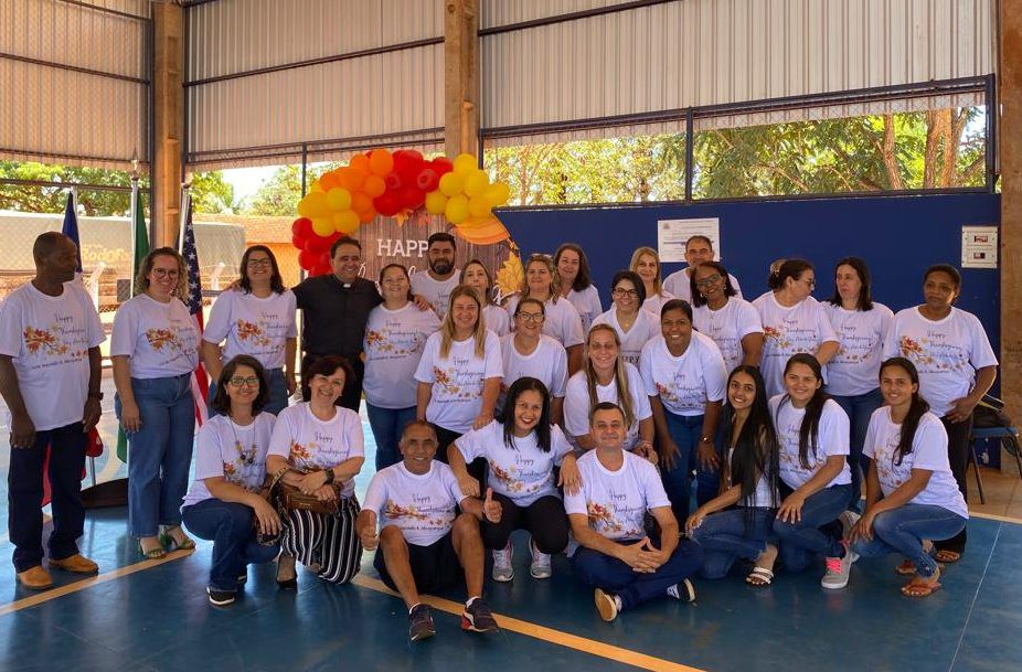 Angélica: Escola Municipal Napoleão Batista Albuquerque desenvolve projeto Happy Thanksgiving Day