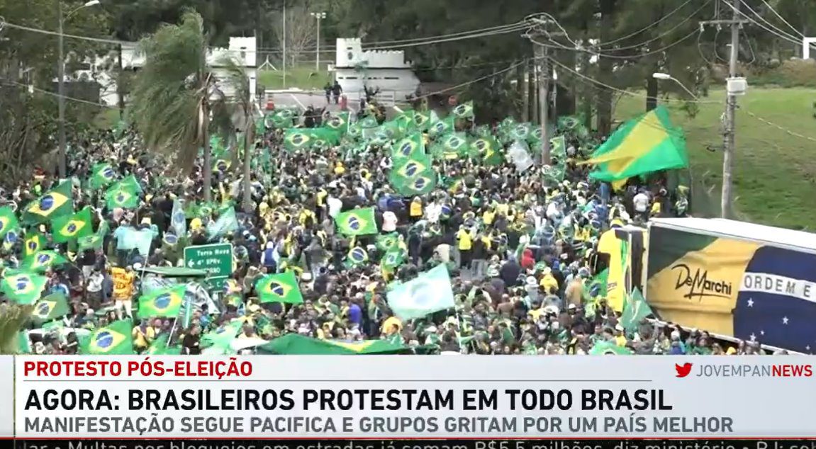 Manifestantes vão às ruas em todo o Brasil contra o resultado das urnas