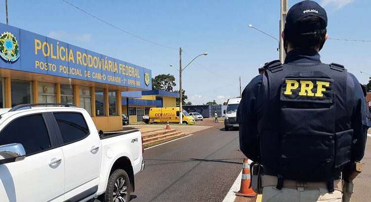 PRF realiza Operação Ano Novo 2022 nas rodovias federais de Mato Grosso do Sul