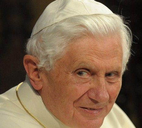 31 de dezembro: Papa emérito Bento XVI morre aos 95 anos de idade