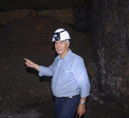 Reinaldo Azambuja visita mineradora em Corumbá e defende solução logística pela Hidrovia do Paraguai