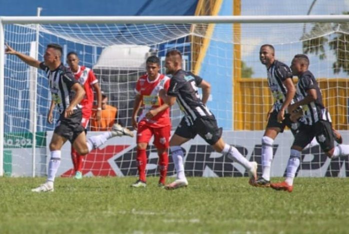 Operário vence Comercial por 3 a 1 no primeiro clássico do Campeonato Estadual