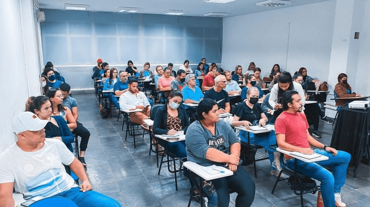 Prefeitura abre inscrições para curso gratuito de noções básicas de espanhol