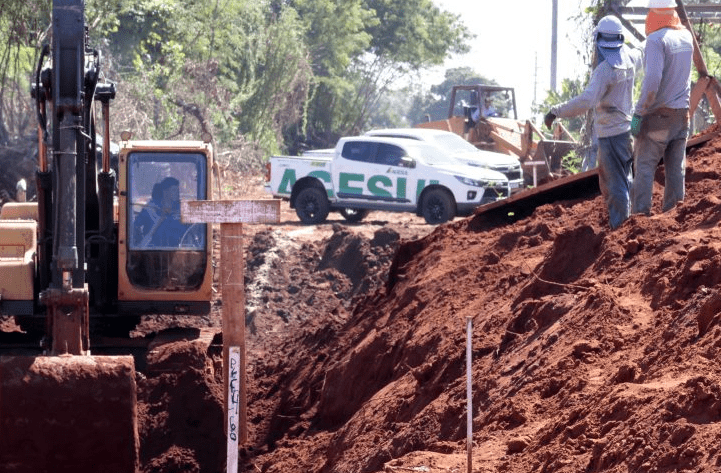 Com menos de 3 meses, Governo licita e contrata obra de asfalto para a Moreninha IV