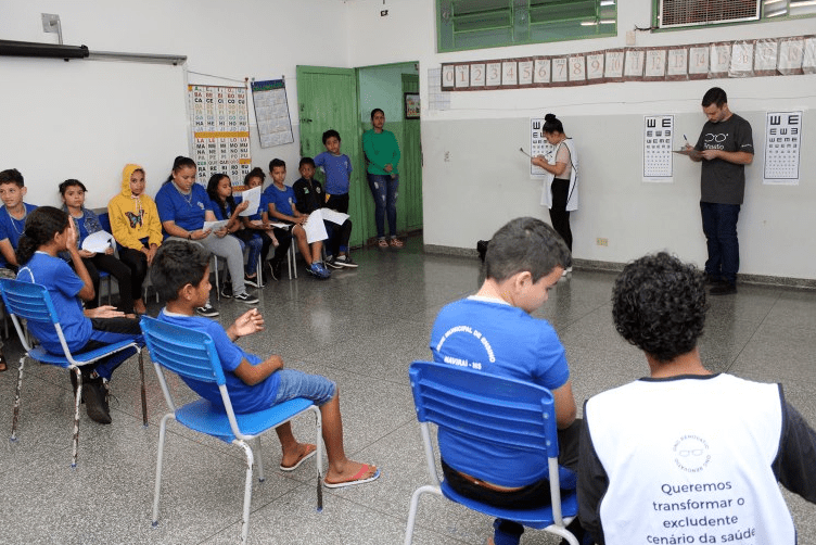 Naviraí: Projeto Oftalmologia Social tem meta de atender até 2 mil alunos da Rede Municipal