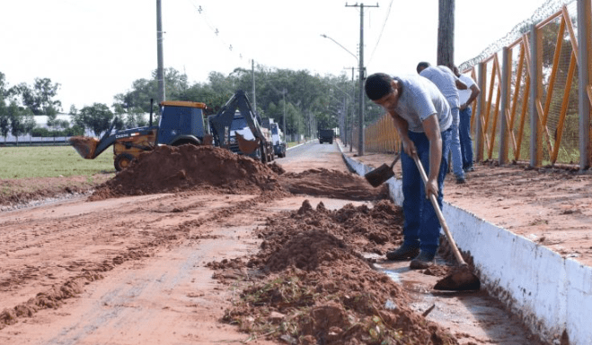 Prefeitura mobiliza equipes para limpeza e recuperação de danos causados pelas chuvas