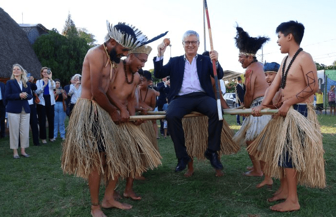 Embaixadores da UE visitam Aldeia Indígena Urbana Marçal de Souza