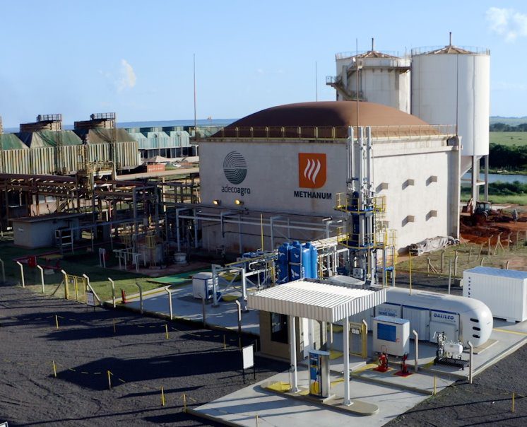 Adecoagro inaugura abastecimento da frota com biometano, duplica produção e cria divisão para atender mercado de biogás