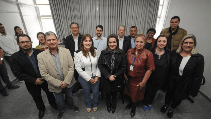 Prefeitura dá posse a membros do Conselho Municipal de Acompanhamento e Controle Social do Fundeb