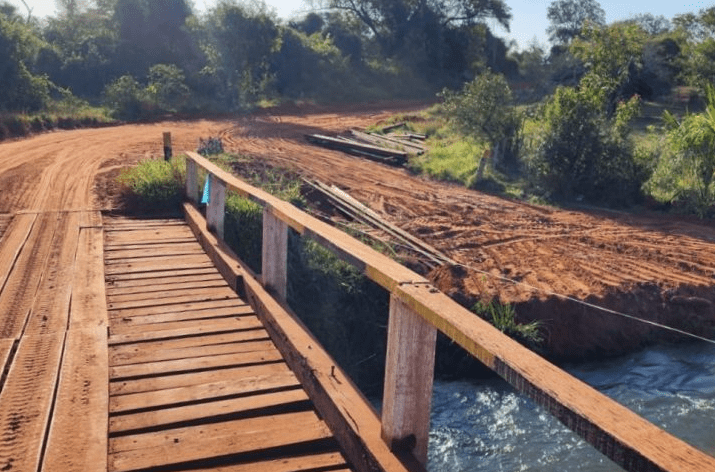 Iniciada construção da ponte de concreto sobre o Córrego Pombinho, em Três Lagoas